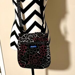 Kavu crossbody